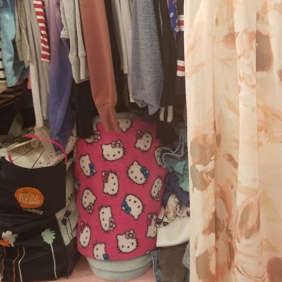 Shiny dress - Picture 3 of 6